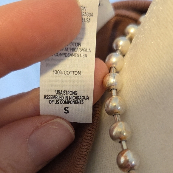 NWT Bella Canvas Brown Leopard Heart Graphic Tee - Picture 4 of 4